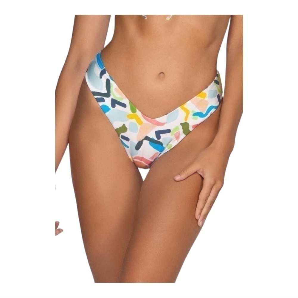 𝅺b Swim Paradise Palette Ryan Bottom